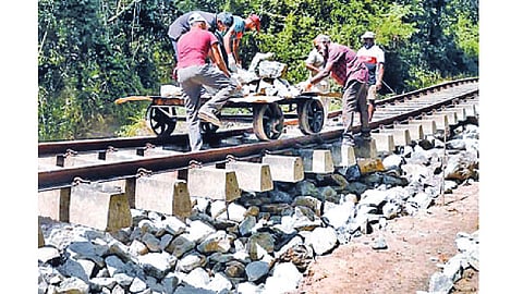 Cyclone damage: Sri Lanka needs $300M for rail tracks