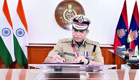Delhi CP issues new rules for pairvi officers