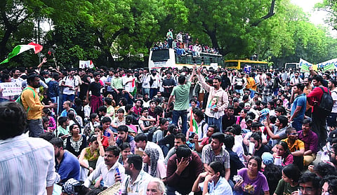 Despite police crackdown, protesters continue Parliament march