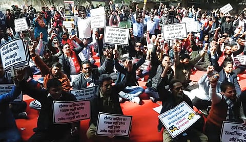 Driver strike disrupts ride-hailing APP services