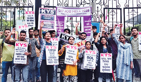 DU: Students claim discrimination against those enrolled in SOL