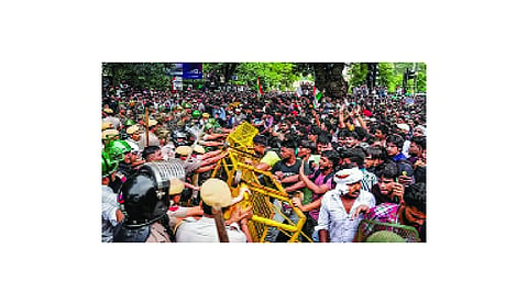 Ex-cops seek balanced narrative on Parliament violence