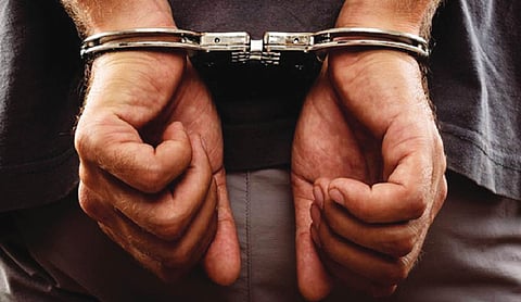 Fake online trading syndicate busted, 4 held in Delhi