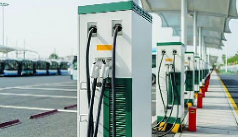 Govt to add 7,000 EV charging stations