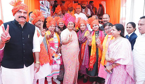 Govt to issue 2 lakh ration cards this year: CM Rekha