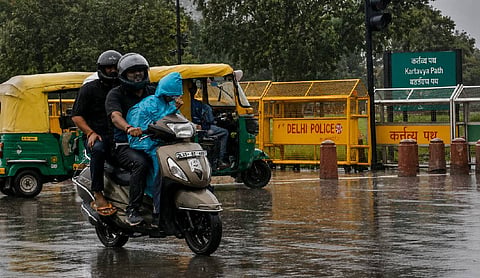 Heavy rain, dust storm lash Delhi-NCR as IMD issues Yellow Alert