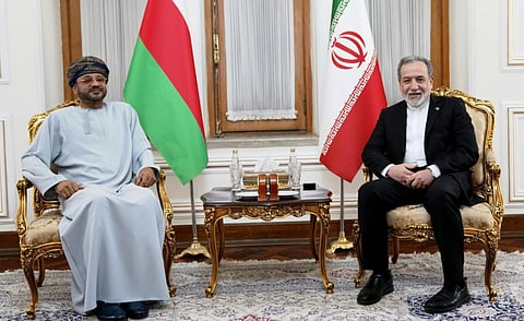 Foreign Minister Abbas Araghchi, right, meets his Omani counterpart Sayyid Badr Albusaidi in Tehran, Iran, on Tuesday, Aug. 25, 2026. | Photo: Iran Foreign Ministry