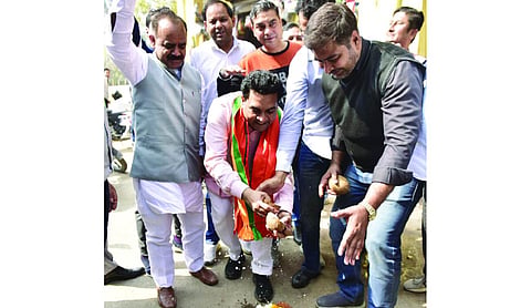 Kapil Mishra inaugurates development projects