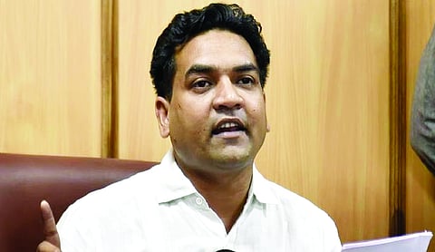 Kapil Mishra reviews development works