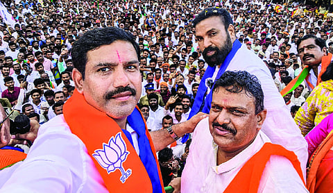 Karnataka BJP president targets Congress Govt over corruption, drought during Ballari Chalo padayatra