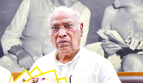 Keep LS at 543 for next 25 years: Kharge writes to PM