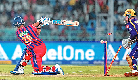 Langer defends sending Pooran to face Narine in Super Over
