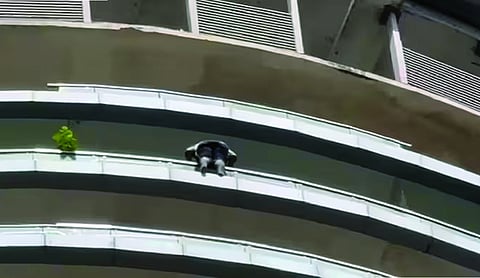 Man dies after jump from 43rd floor of Noida building