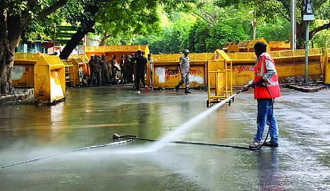 NDMC plans SOP for road cleaning in Lutyens’ area