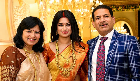 Archita Sachin Rahar with her parents