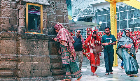 PM Modi greets people on Navratri, various festivals