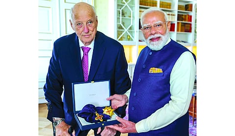 PM urges peace in Ukraine, West Asia