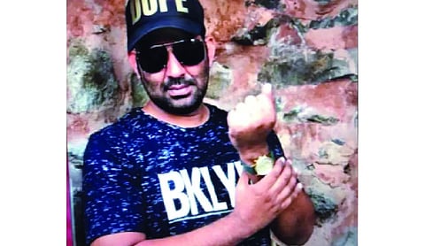 Police arrest sharpshooter Bobby Kabootar