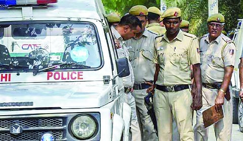 Police constable poses as customer to bust sex racket in Paharganj