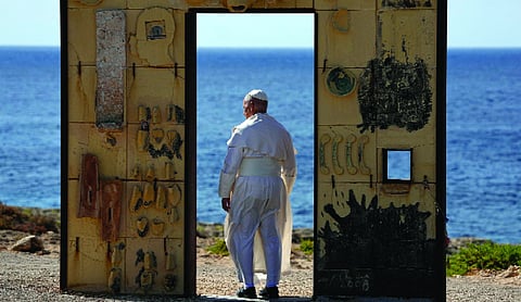 Pope marks July 4 by praying in Lampedusa for migrants who died seeking freedom, prosperity