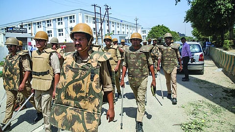 Protests continue in Noida despite wage revision