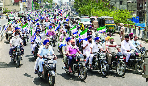Punjab: Farmers take out motorcycle marches against India-US trade deal