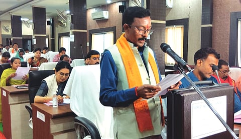 Raigarh Budget presenting exceeds Rs 480 crore projecting a surplus of over Rs 22 crore