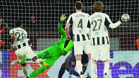 Safonov fails to impress for Paris Saint-Germain