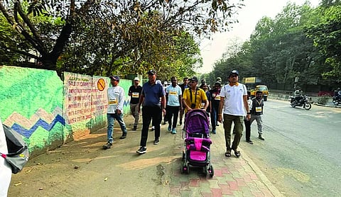 SC declares right to walk on footpath a fundamental right