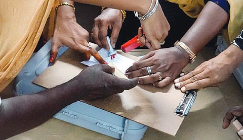 SC refuses to entertain pleas of those on election duty in West Bengal, asks them to move tribunal