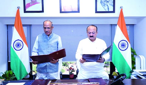 SCL Das takes charge as DERC chairman