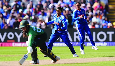 Smriti, Deepti shine in India’s 64-run victory over Pakistan