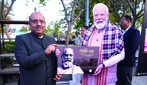 Speaker inaugurates book stall at DU Literature Festival