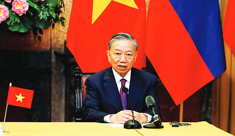 Vietnam’s new leader meets China’s Xi on his first overseas trip