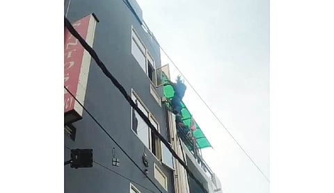 Woman injured after jumping from hotel’s 3rd floor in Farsh Bazar area