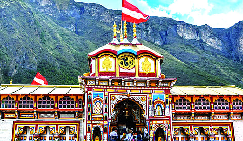 Worker at Badrinath temple suspended over donation theft