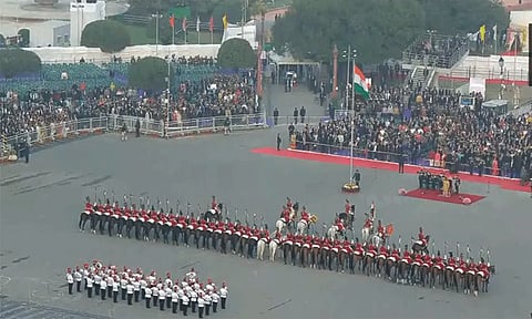 முப்படைகள் பாசறை திரும்பும் நிகழ்வு: ஜனாதிபதி, பிரதமர் பங்கேற்பு