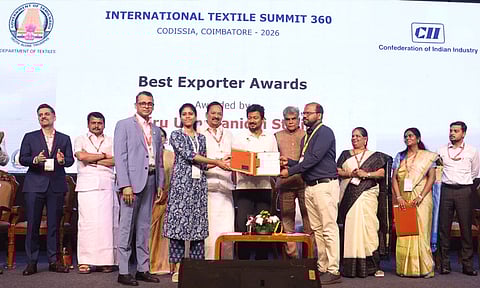 கைத்தறி, துணிநூல் துறையுடன் புரிந்துணர்வு ஒப்பந்தம்: 13,080 பேருக்கு வேலைவாய்ப்பு