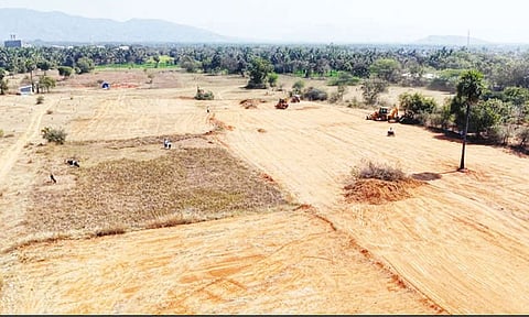 த.வெ.க. தலைவர் விஜய் வேலூரில் பிரசார பொதுக்கூட்டம்