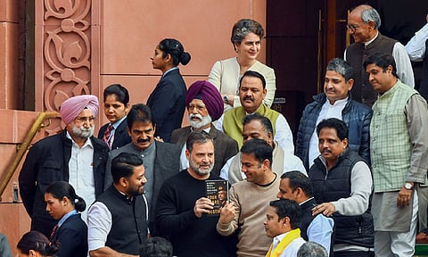 தொடர் அமளி: கார்கே தலைமையில் நாளை காலை எதிர்க்கட்சிகள் ஆலோசனை