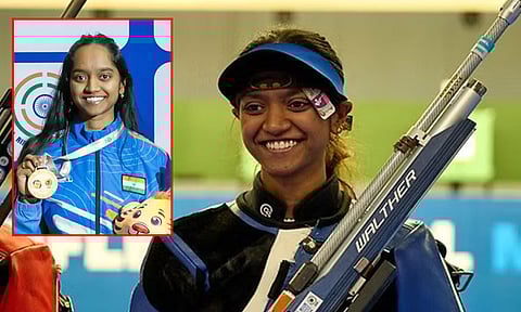 ஆசிய துப்பாக்கி சுடுதல் சாம்பியன்ஷிப்பில் 3-வது முறையாக தங்க பதக்கம் வென்று இளவேனில் சாதனை