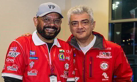 அஜித்குமாரை சந்தித்த இயக்குநர் வெங்கட் பிரபு