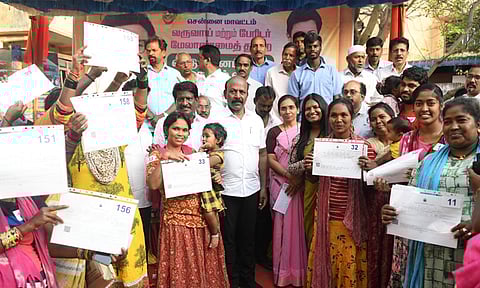 299 பயனாளிகளுக்கு இலவச வீட்டுமனைப் பட்டா - அமைச்சர் மா.சுப்பிரமணியன் வழங்கினார்