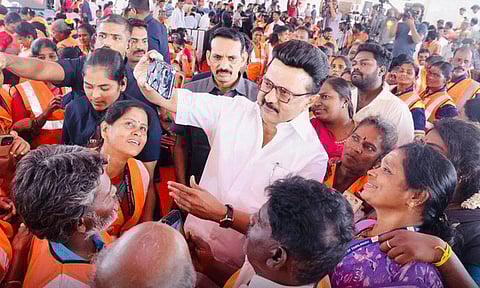 தூய்மை பணியாளர்களுக்கு உணவு திட்டம்: மு.க.ஸ்டாலின் தொடங்கிவைத்தார்