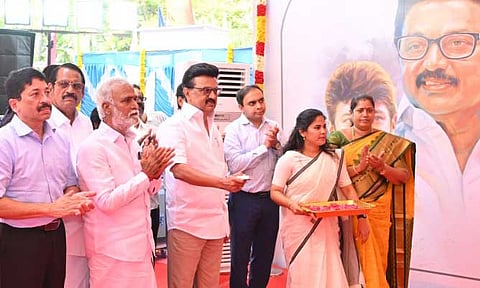 ஒருங்கிணைந்த காவல் அலுவலகக் கட்டடம்: முதல்-அமைச்சர் திறந்து வைத்தார்