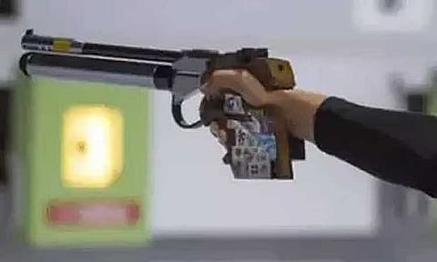 ஆசிய துப்பாக்கி சுடுதல்: வெண்கலப் பதக்கம் வென்ற இந்திய வீரர்