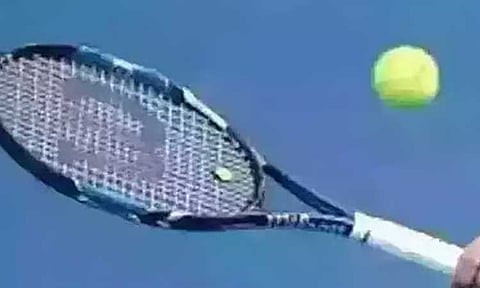 ரோட்டர்டாம் ஓபன் டென்னிஸ்: இறுதிப்போட்டிக்கு முன்னேறிய கனடா வீரர்