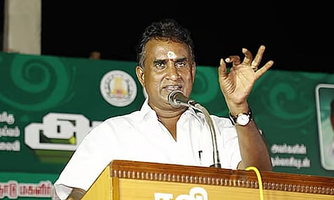 பிரதமர் மோடியிடம் பேசி மெட்ரோ ரெயில் திட்டத்தை கோவைக்கு கொண்டு வருவோம்: எஸ்.பி.வேலுமணி