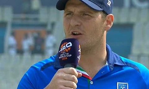 டி20 உலகக் கோப்பை: வெஸ்ட் இண்டீஸ் அணிக்கு எதிராக இத்தாலி பந்துவீச்சு தேர்வு