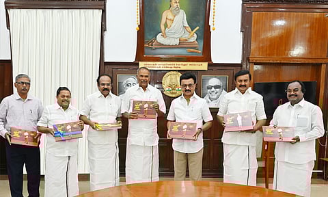 முதல்-அமைச்சர் எழுதியுள்ள “ததும்பும் தமிழ்ப் பெருமிதம்” நூல் - அமைச்சர் தங்கம் தென்னரசு வெளியிட்டார்